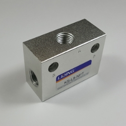 Shuttle valve 1/4 NPT female Shuttle valve 1/4 NPT female, 1/4 npt shuttle valve, shuttle valve, pneumatics, automation valve, highest quality valves,