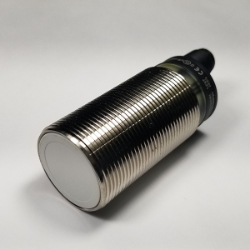 Lanbao Capacitive Sensor NPN NO+NC Lanbao Capacitive Sensor NPN NO+NC, flushed, M30,